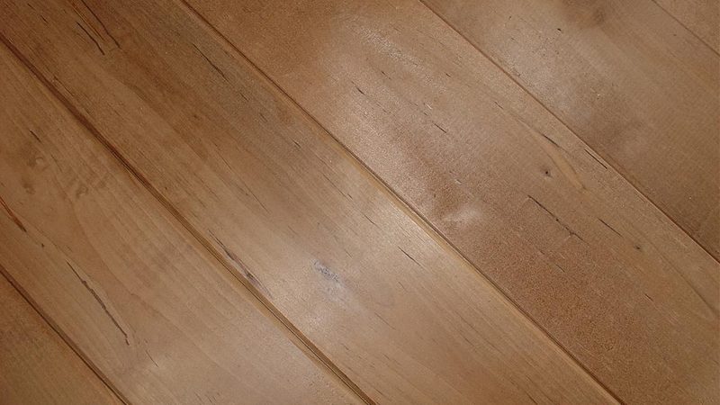 原木门开裂怎么办？维修攻略揭秘